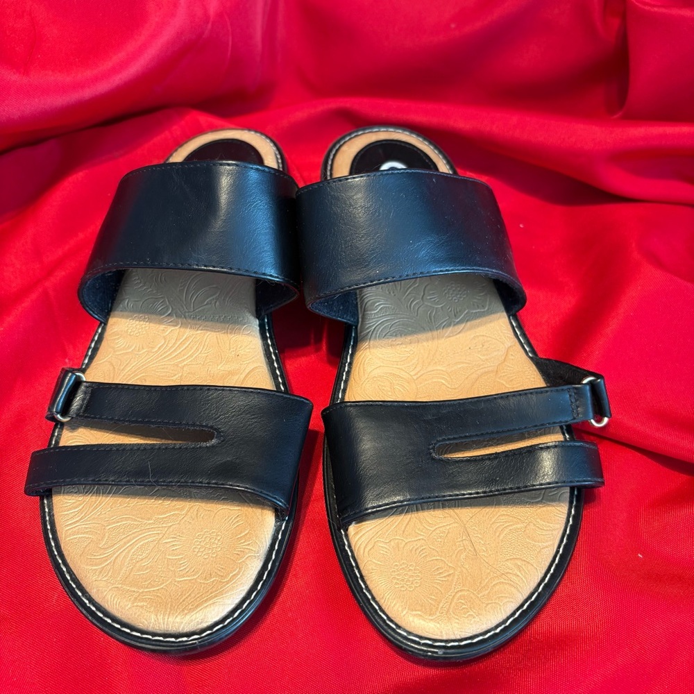 Dr. Scholl's Black Embossed Sandals